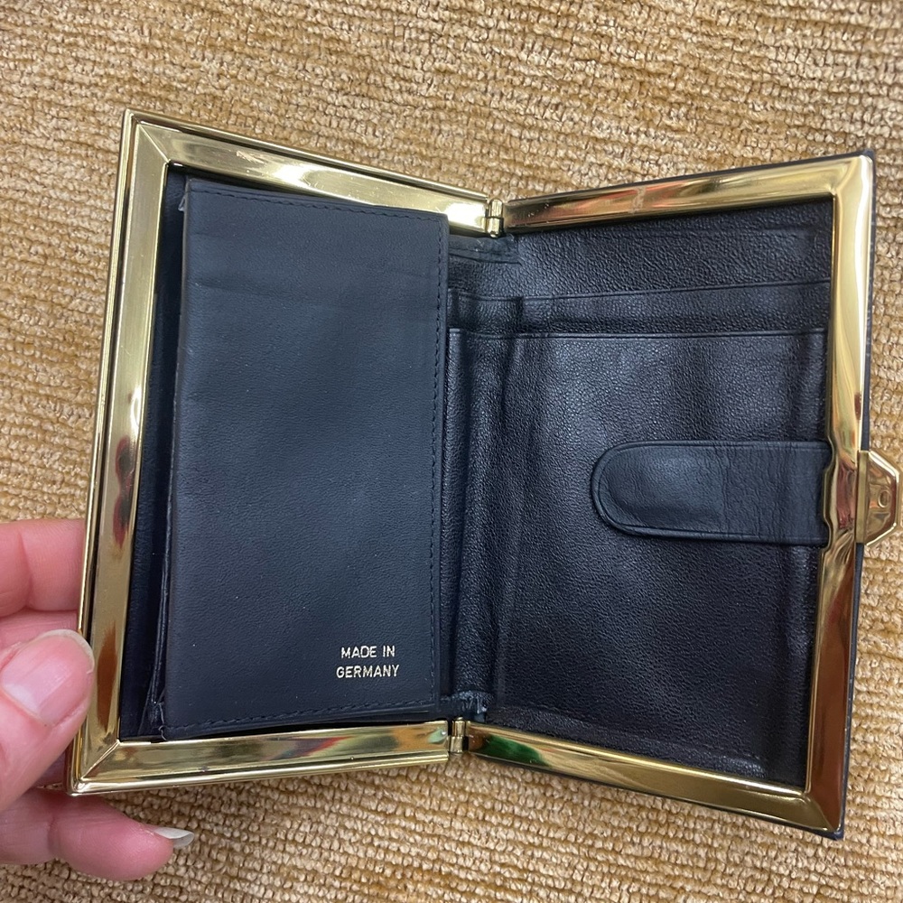 HCL crossbody/matching wallet. Black leather with gold accents - Picture 13 of 16
